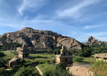 ಚಿತ್ರದುರ್ಗದಲ್ಲಿ ನೀವು ನೋಡಲೇಬೇಕಾದ ತಾಣಗಳಿವು | Chitradurga Fort